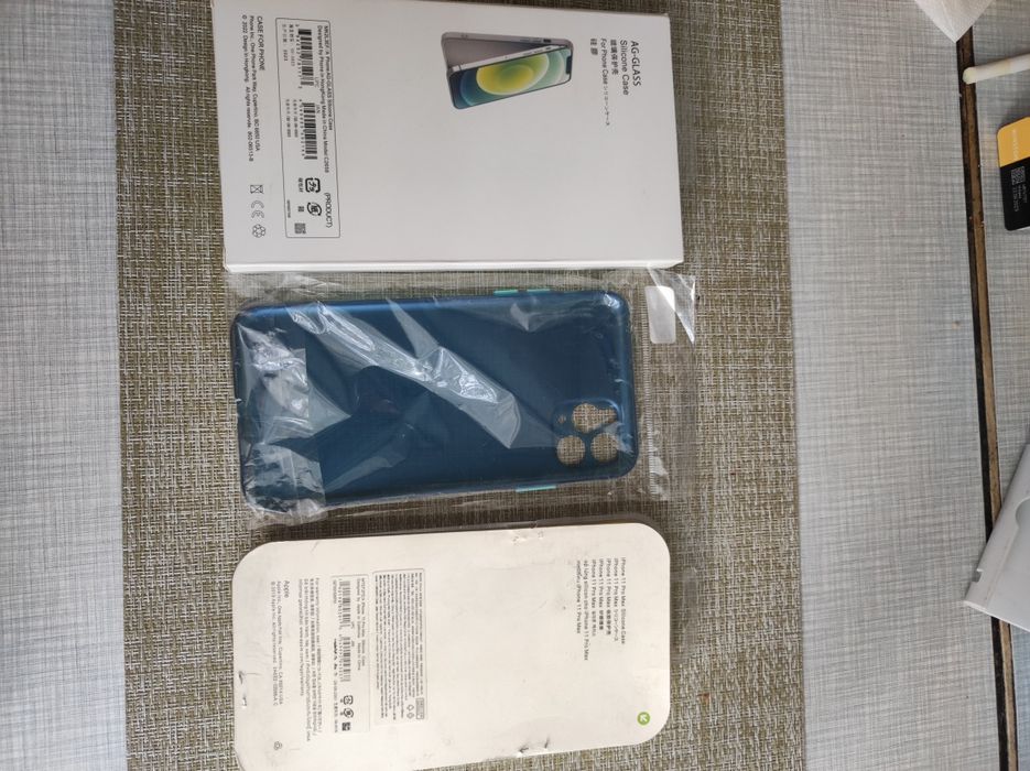 Чехлы 3 штуки на iPhone 11 ,и 11Pro max .Цена за 3 штуки