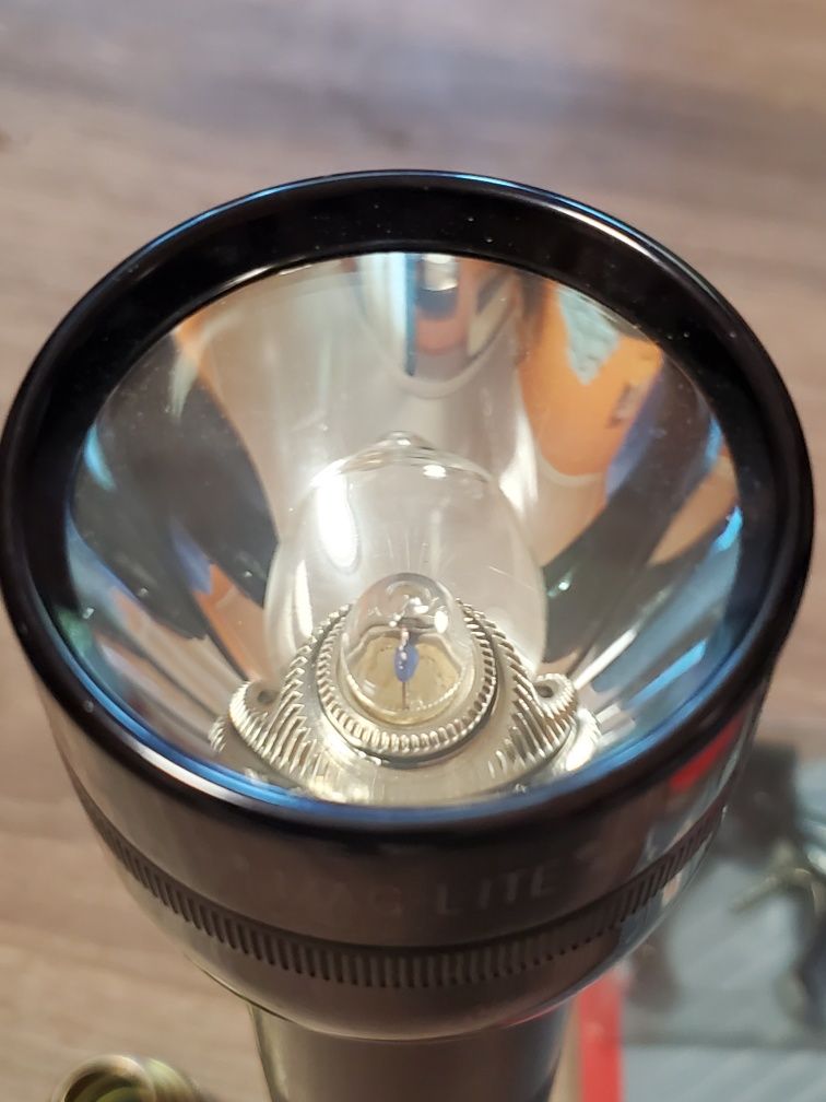 Фенери MAG LITE 2бр