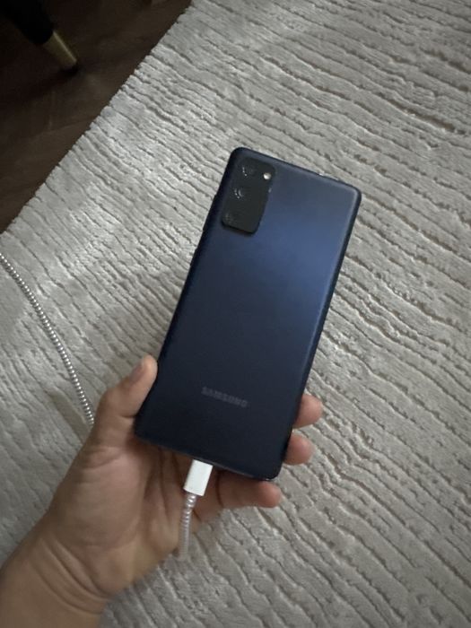 Самсунг Галакси С 20 fee 128