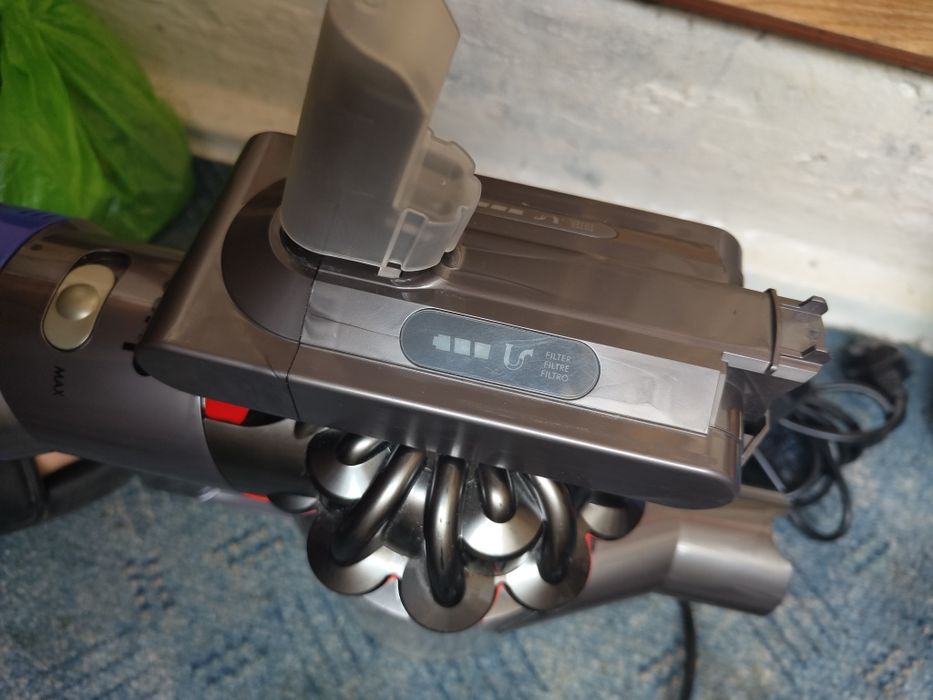 Baterie v10  v7  V8.  V6 dyson