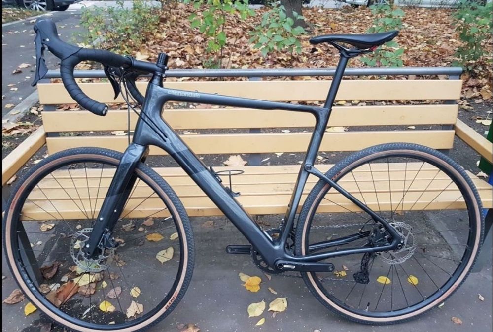 Велосипед CANNONDALE topstone 5 карбон.