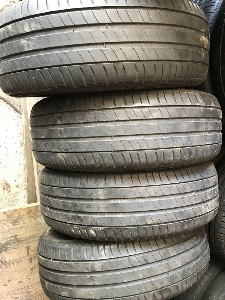 Летни гуми 4бр.215/60R17