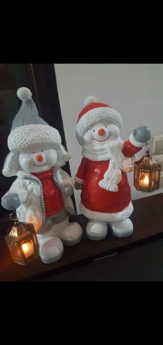 Faci bani de sărbători !! Oameni de zăpadă !!