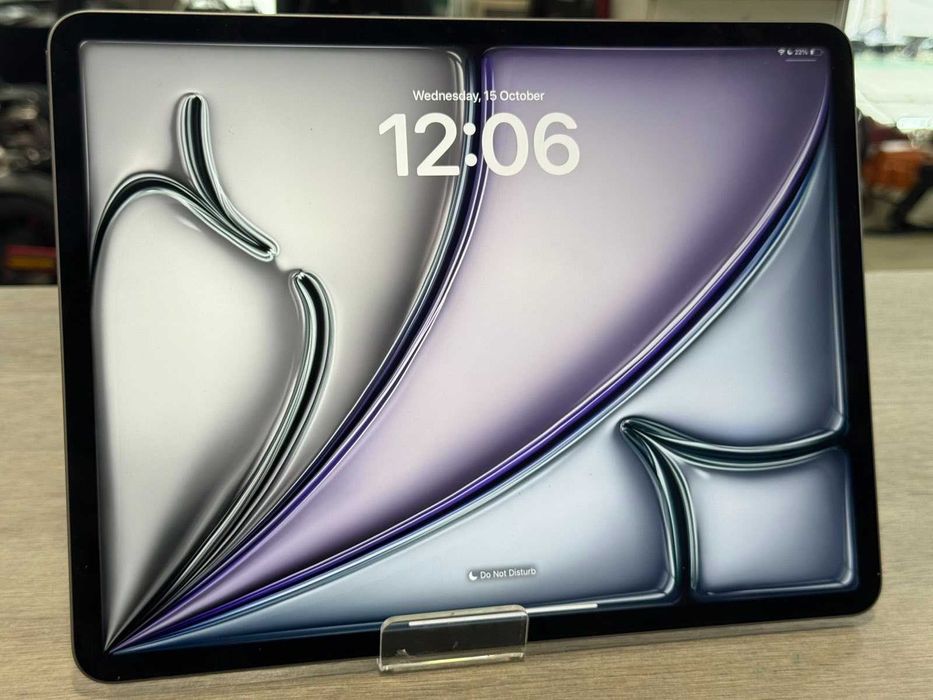 Apple iPad Air 2025 13" М3 256GB+ клавиатура