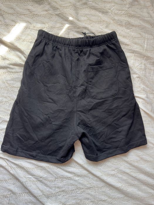 Pantaloni essentials