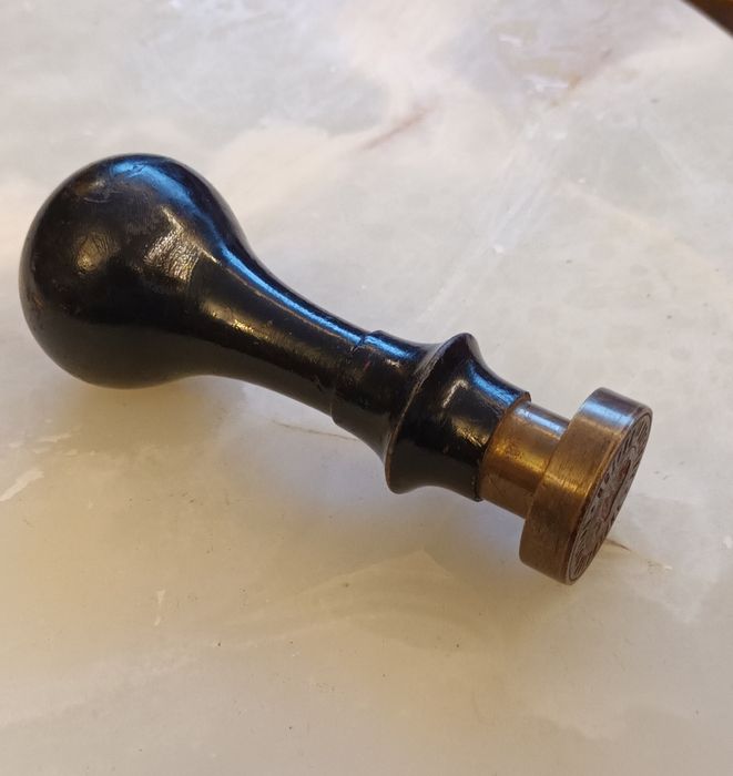 Sigiliu vechi din Bronz