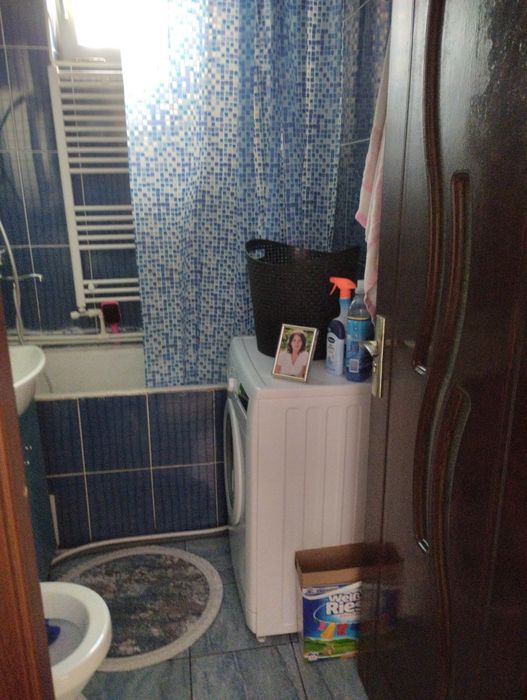Vând apartament sau închiriez