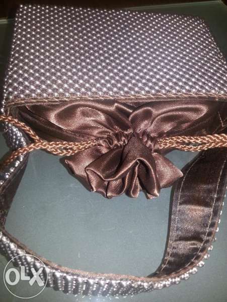 дамска чанта на SASCH