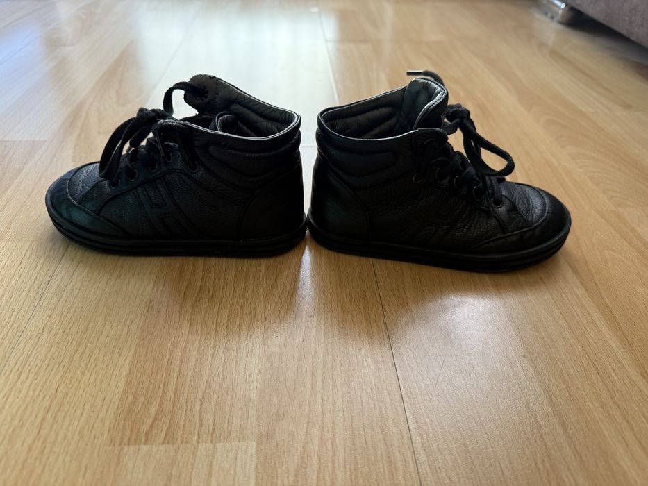 Hogan детски обувки/маратонки 25 номер