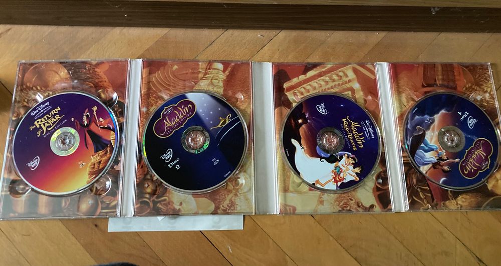 DVD филми научно-популярни и исторически, детски на Дисни