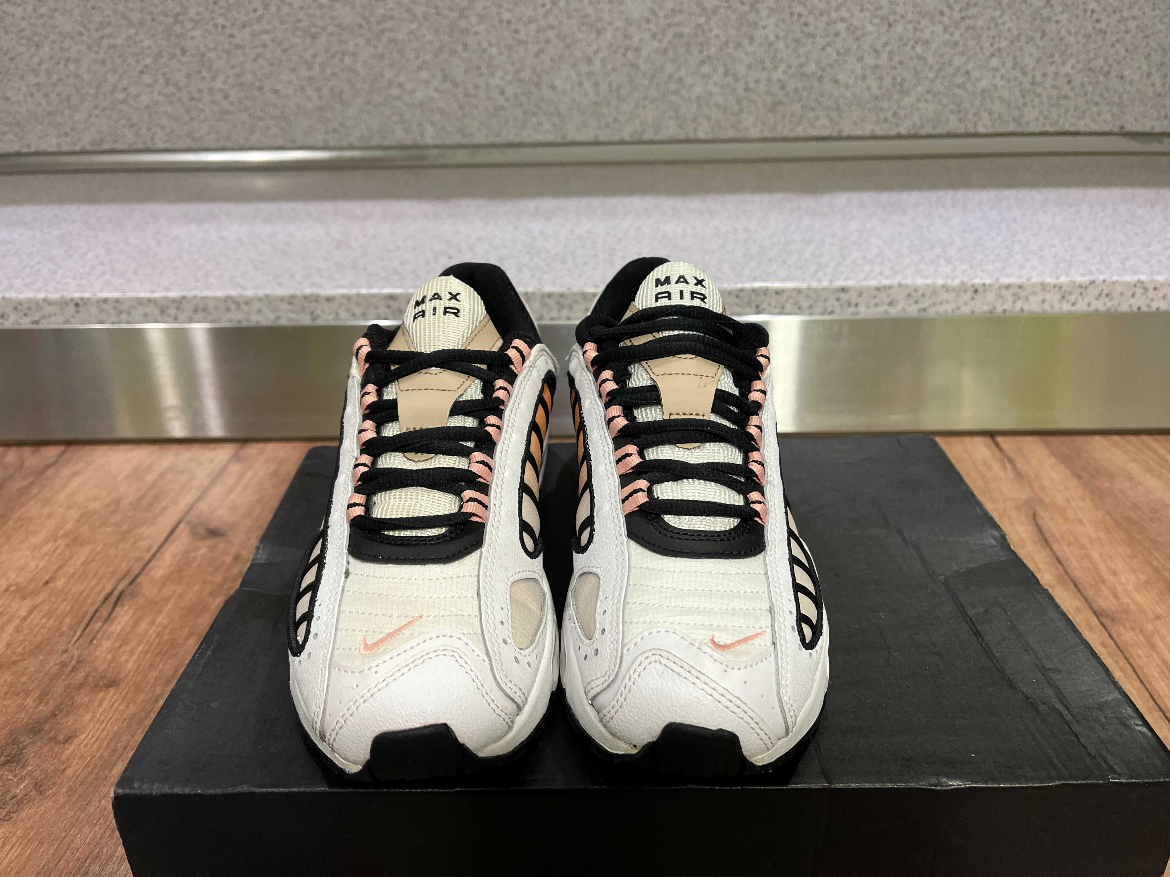 ОРИГИНАЛНИ *** Nike Air Max Tailwind 4 Gradient