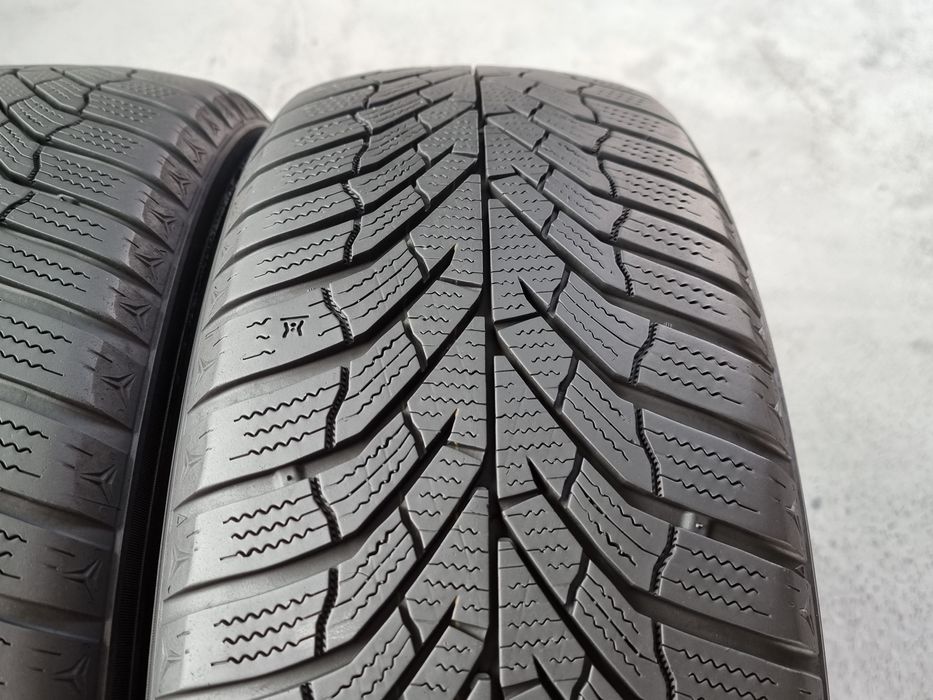"Dot 22-23" 205/60/16 Kumho 4Броя: 300лв 7мм