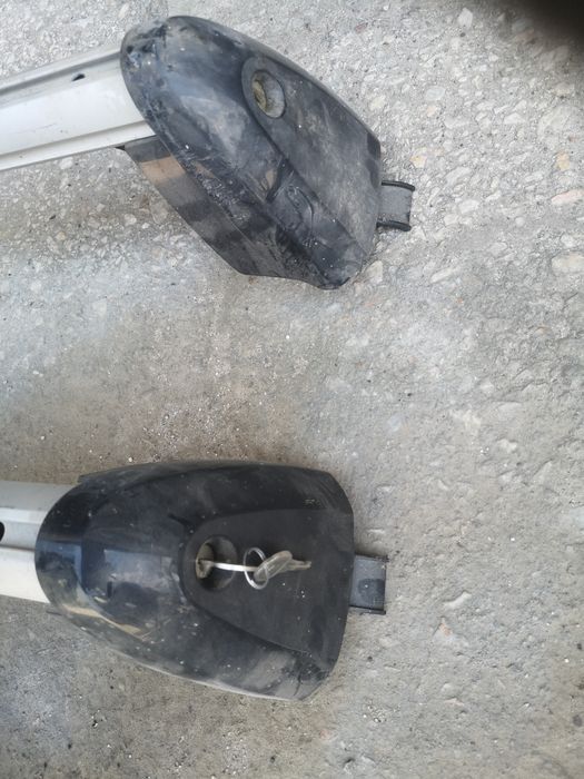 Продавам релси за AUDI Q5  и всички Останали AUDI