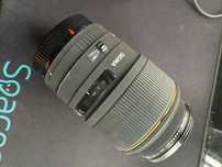 Obiectiv Sigma 105mm f/2.8 EX DG OS HSM Macro