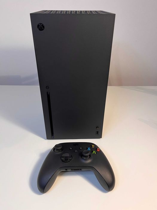 Consolă Xbox Series X