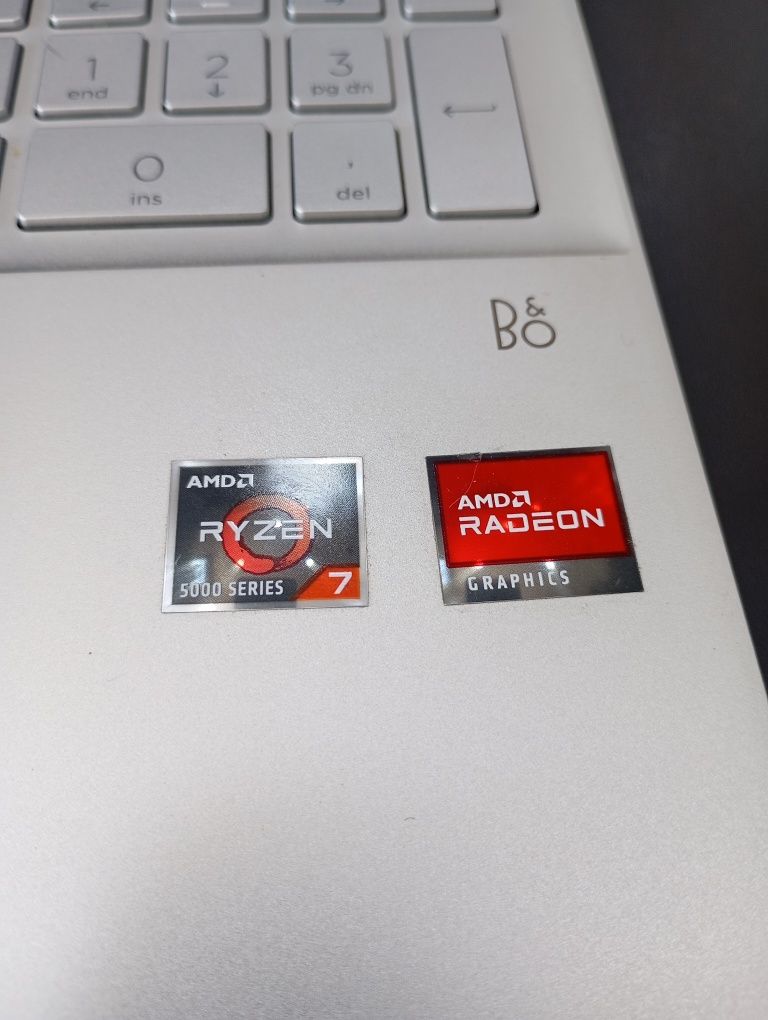 Noutbuk HP Pavilion 15-eg3015ci AMD-RYZEN-7-1335U, 16GB, 512GB SSD, 15