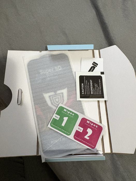 Folii sticla iphone 16 pro max, noi