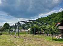 Vand hale si structuri metalice sau schimb cu duba