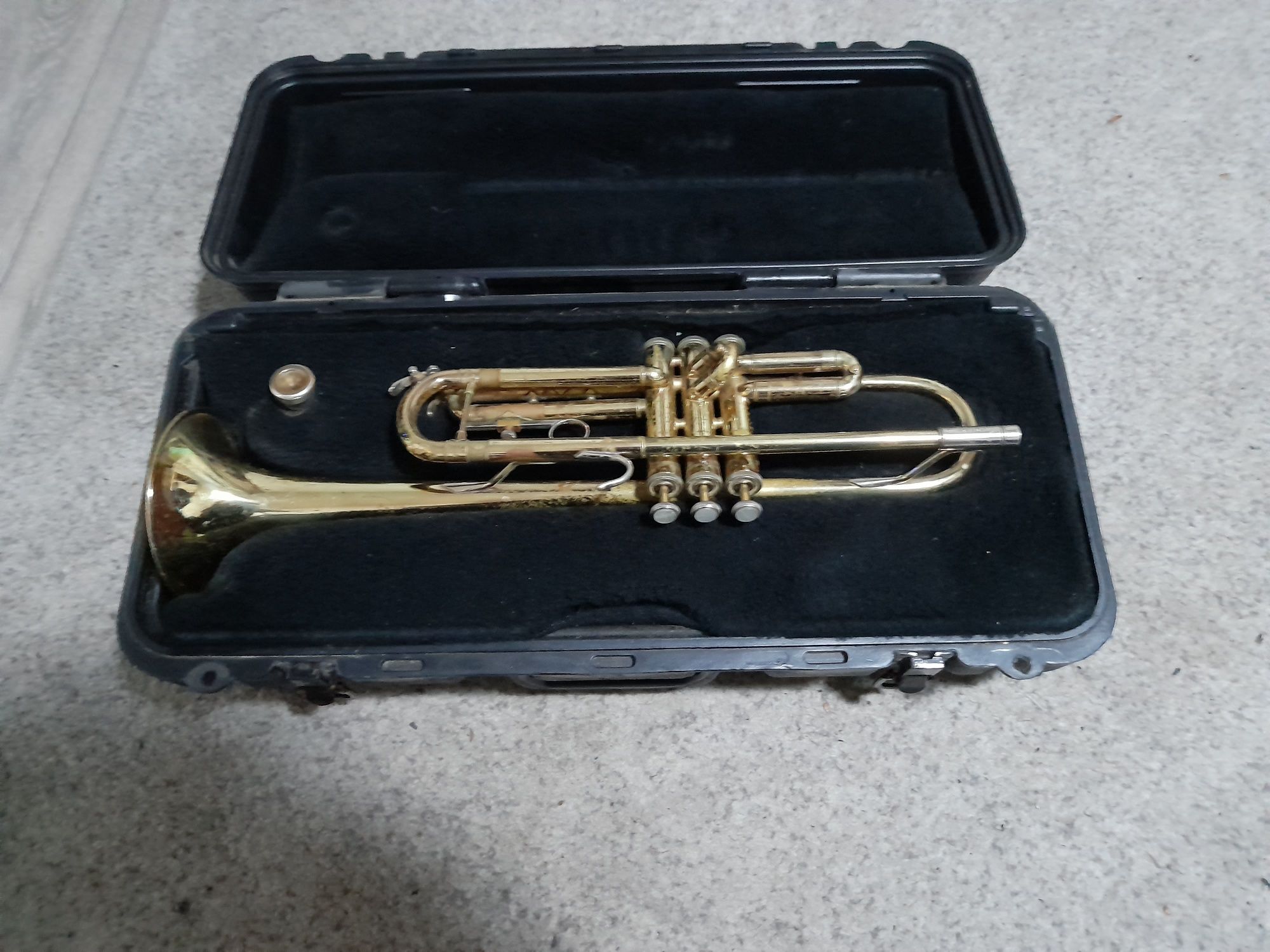 Trompeta bach selmer