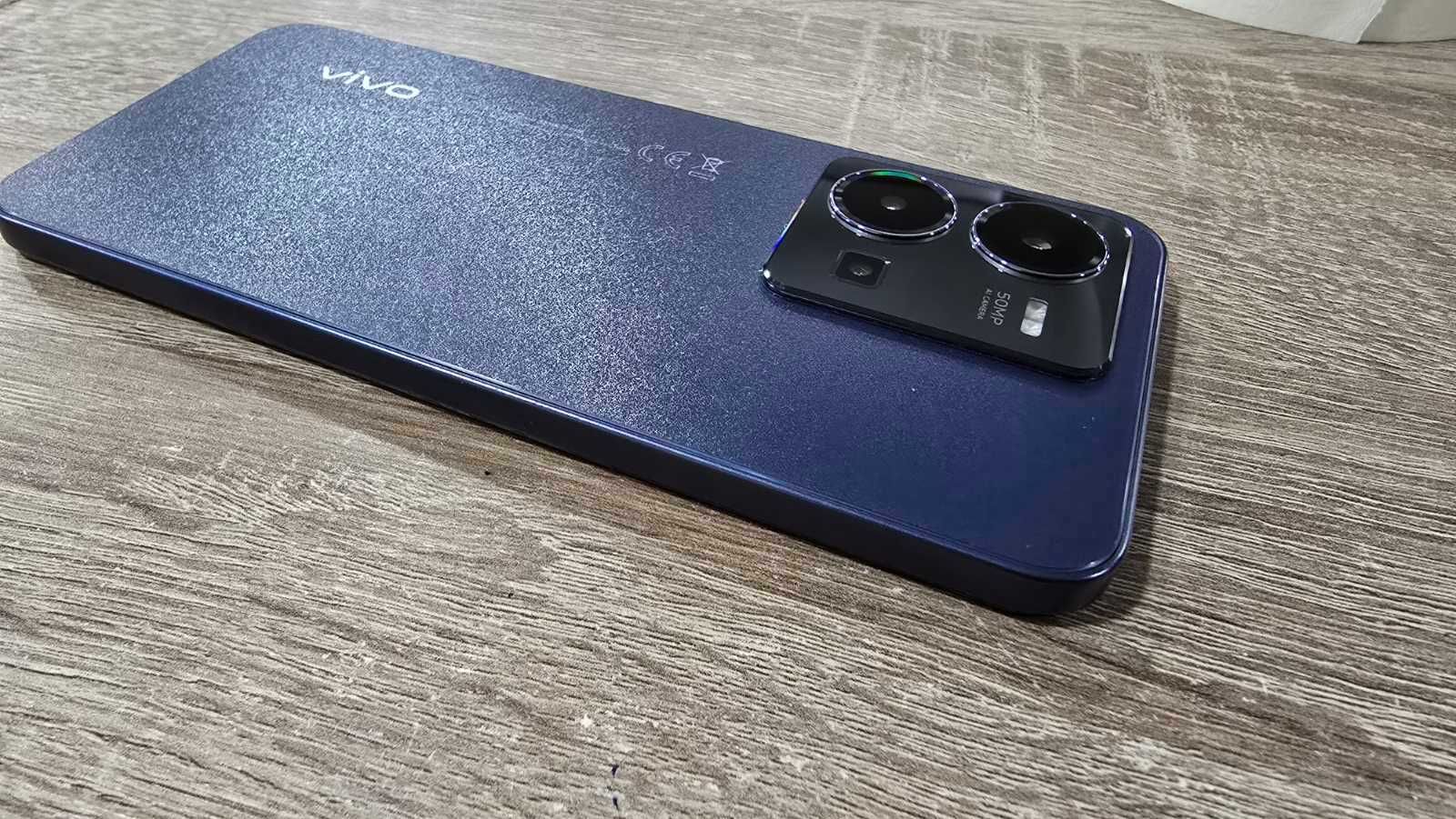 Смартфон Vivo Y35, 256GB, 8GB RAM, 4G