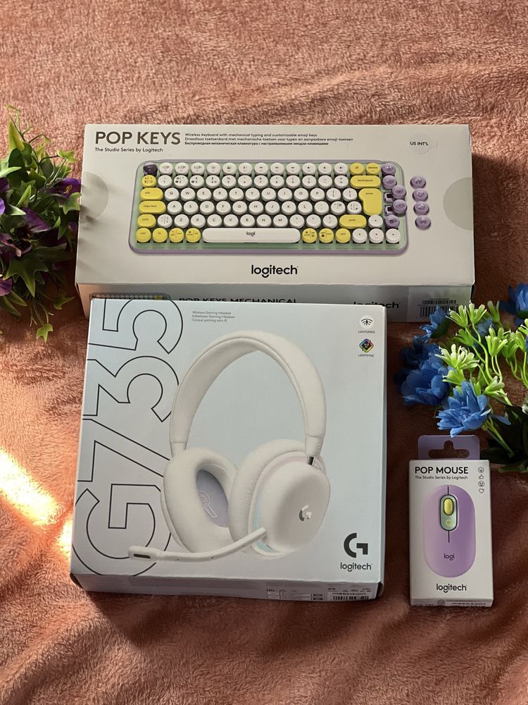 ЧИСТО НОВИ LOGITECH - безжични слушалки G735, клавиатура и мишка POP