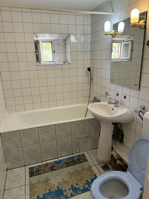 Inchiriez apartament 2 camere