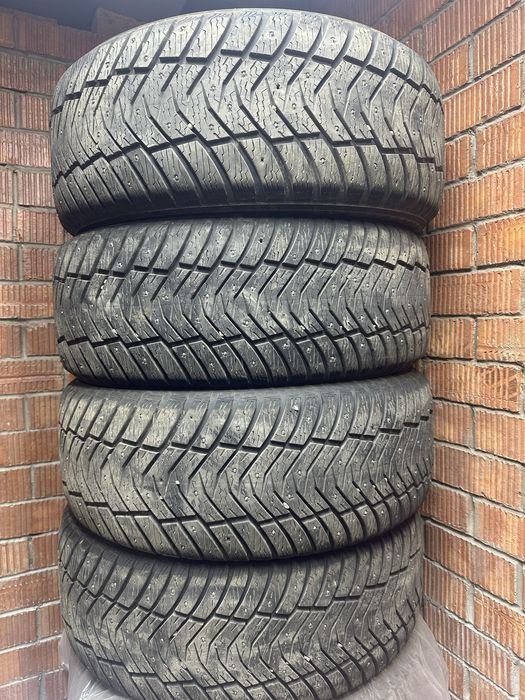 Зимние шины 275/50/R21