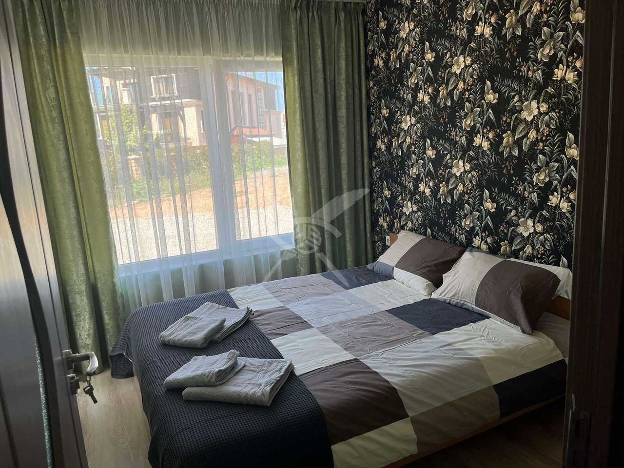 Продава се Двустаен апартамент в Созопол - 64 кв.м за 1250 €/кв.м - Снимка #3