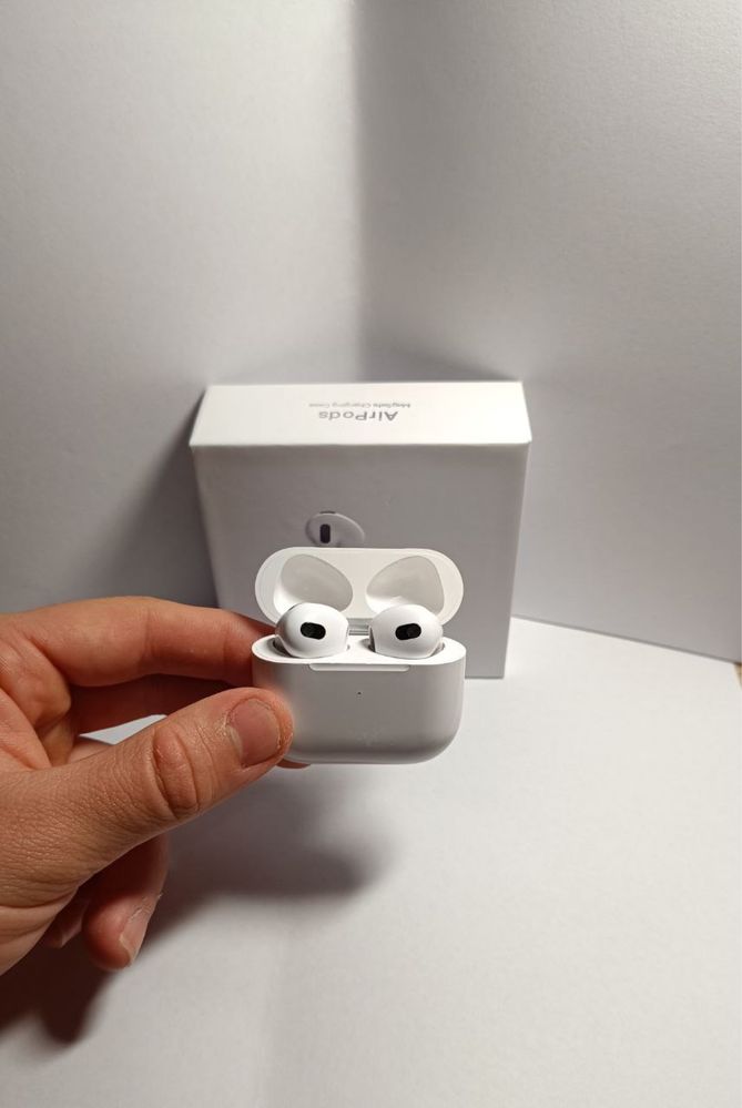 Apple Airpods 3 (2021) безжични слушалки