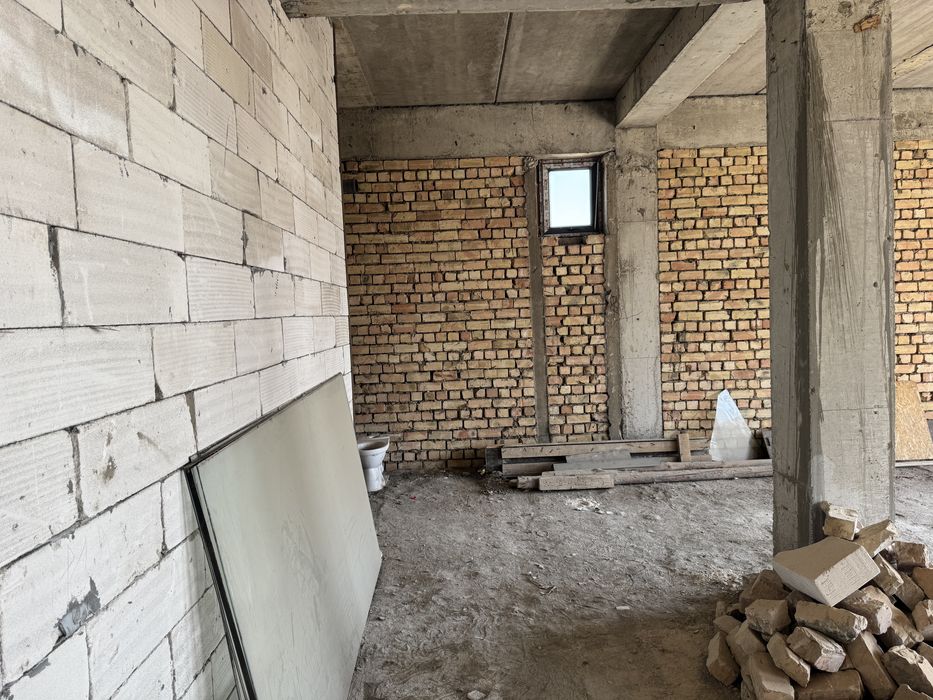 Олтын-Тепа, и Паркенская ЖК Oq Saroy продаётся классная 3-х ком кв-ра