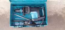 Ciocan demolator makita