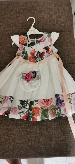 Rochițe fetite în condiții foarte bune