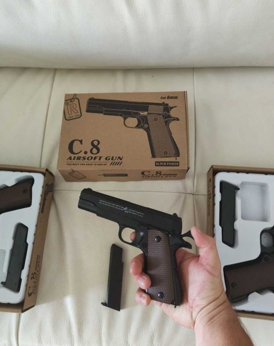 Pistol Full Metal Airsoft C8 Propulsie Arc , Noi in cutie