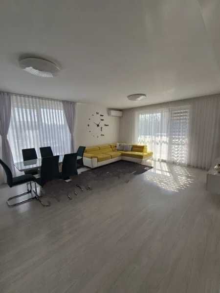 Продава се Тристаен апартамент в Пловдив, Христо Смирненски - 106 кв.м за 938 €/кв.м - Снимка #1