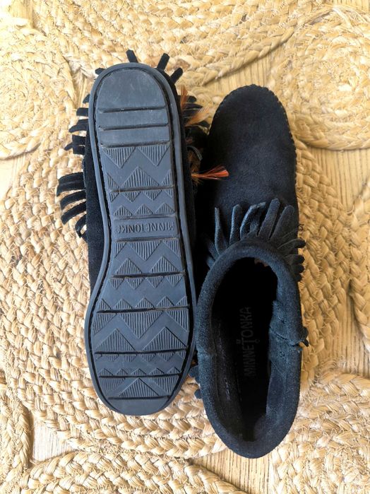 Botine deosebite Minnetonka piele naturală