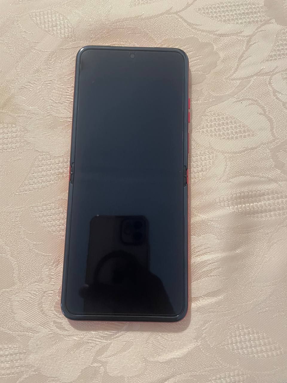 Motorola razr 40 ултра