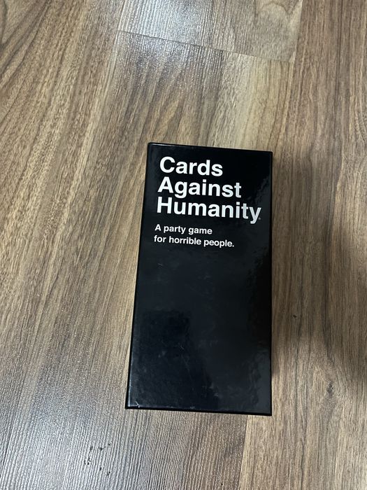 Joc de societate Cards Against Humanity