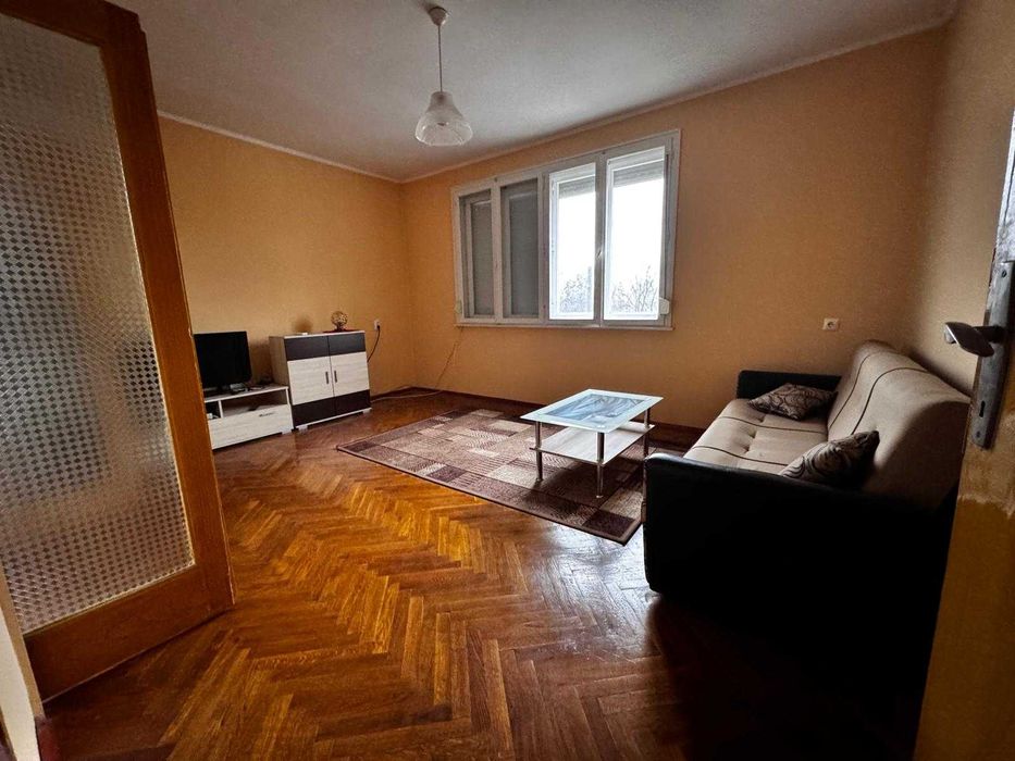 Етаж от къща, гр. Севлиево