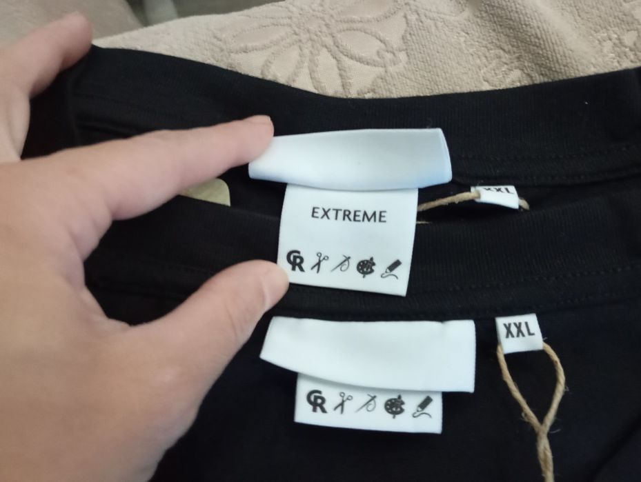 Луксозна черна мъжка тениска