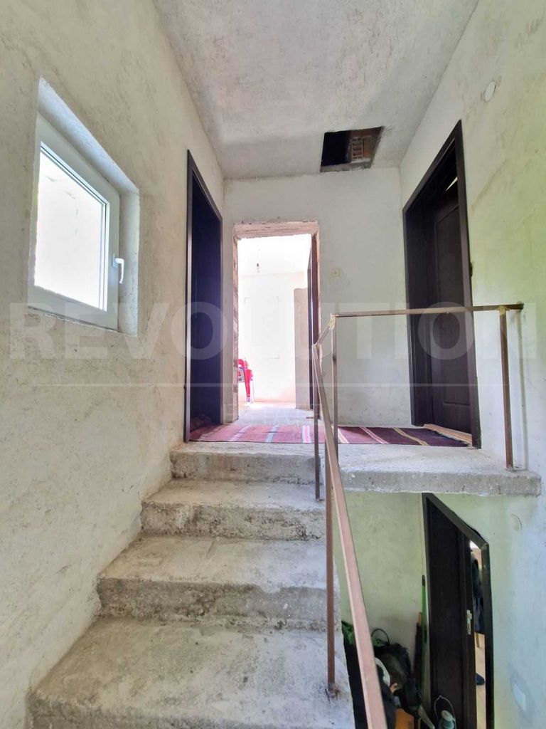 Продава се Къща в с. Горна Диканя, Област Перник - 150 кв.м за 874 €/кв.м - Снимка #12