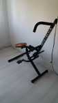 Vand bicicleta total crunch sau schimb cu banda de alergare electrica