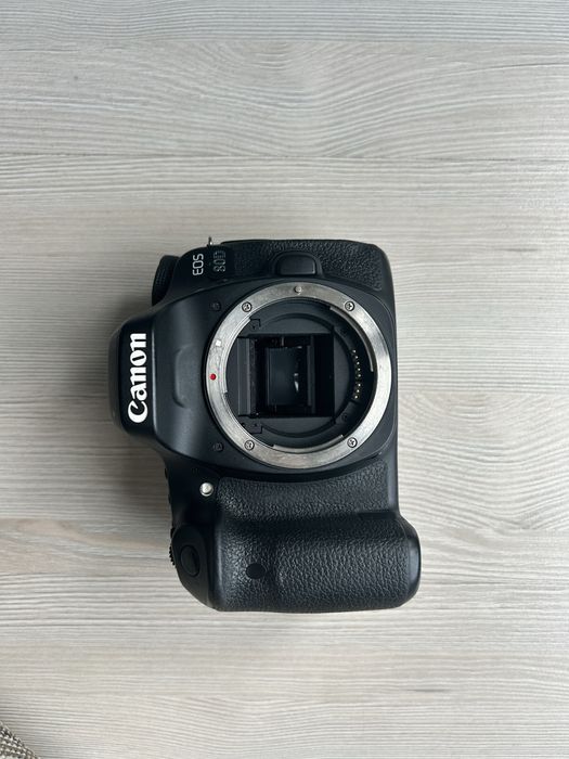 Canon EOS 80D stare excelentă - body