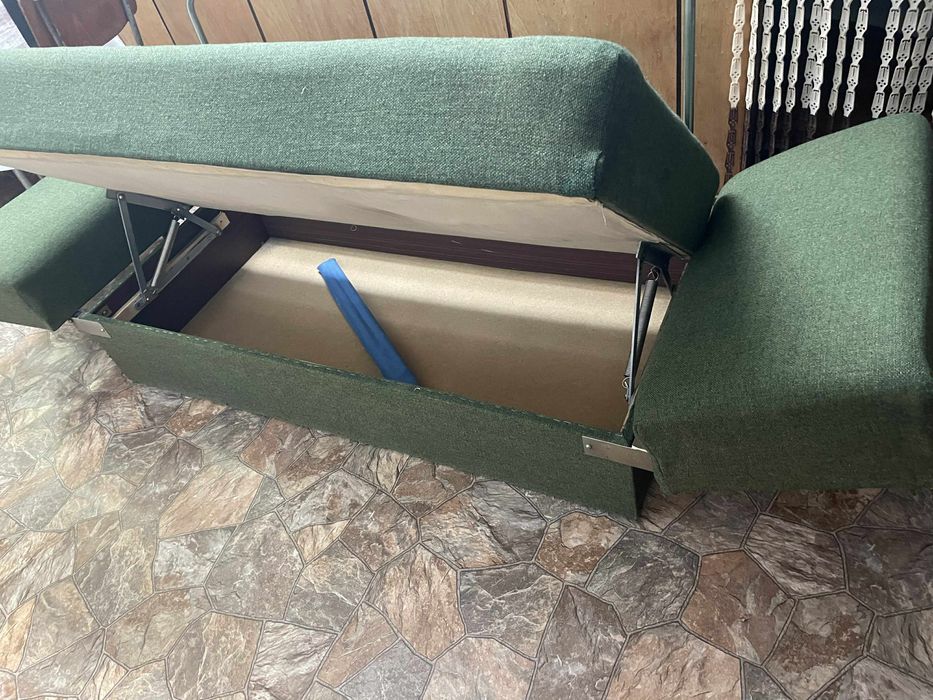 Диван с функция сън