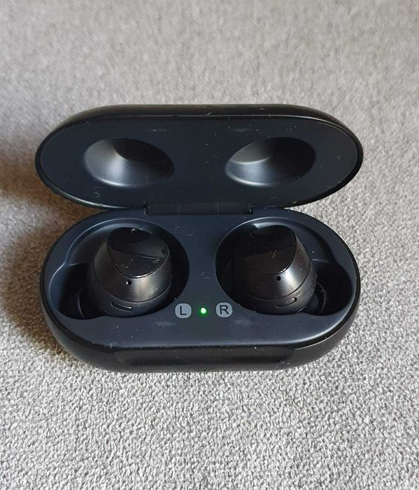 Samsung Galaxy Buds sound by AKG
