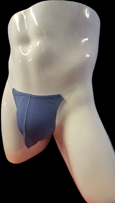 Мужские стринги в наличии