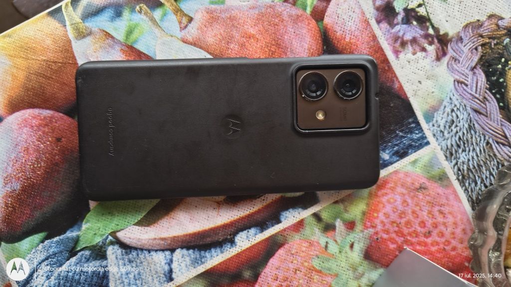 Vând motorola edge 40 neo