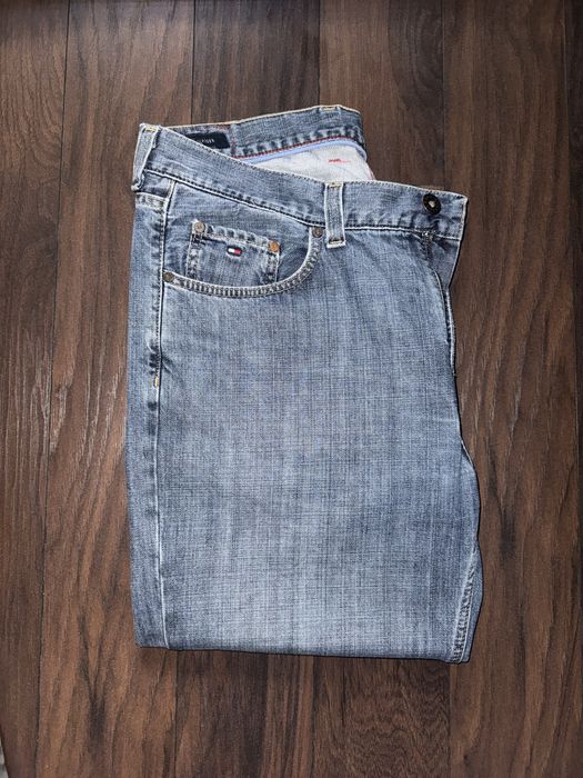Blugi Tommy Hilfiger XL