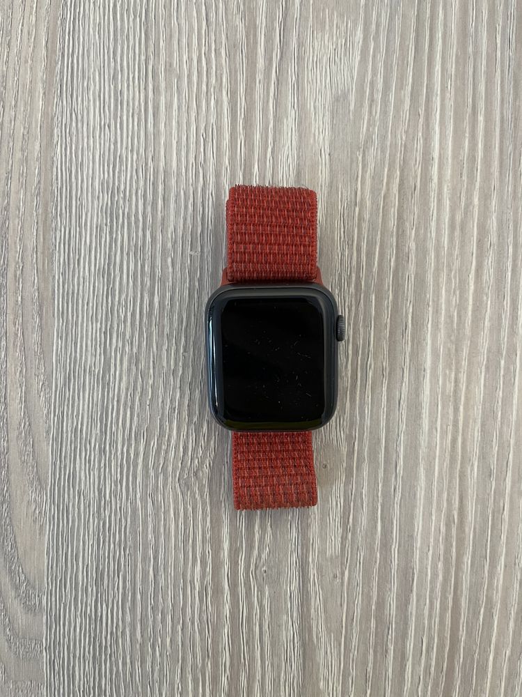 Apple watch series 5