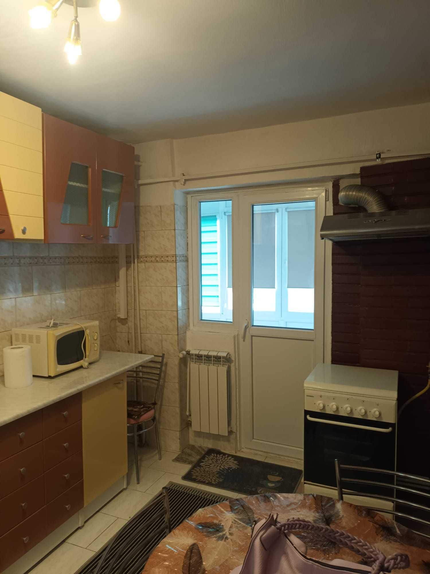 Agentie inchiriem apartament 2 camere B-dul. 1 Mai-Sara,etj.1,Centrala
