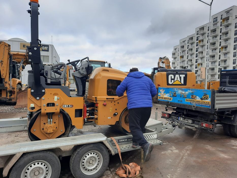 Inchiriere/închiriez Cilindru compactor 3t/4t/bobcat/miniexcavator